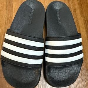 Boy adidas slide sandal size13